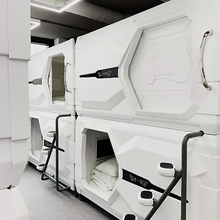 Av-1 Capsule 2* קייב