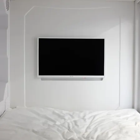 Hotel Cápsula Av-1 Capsule Kiev